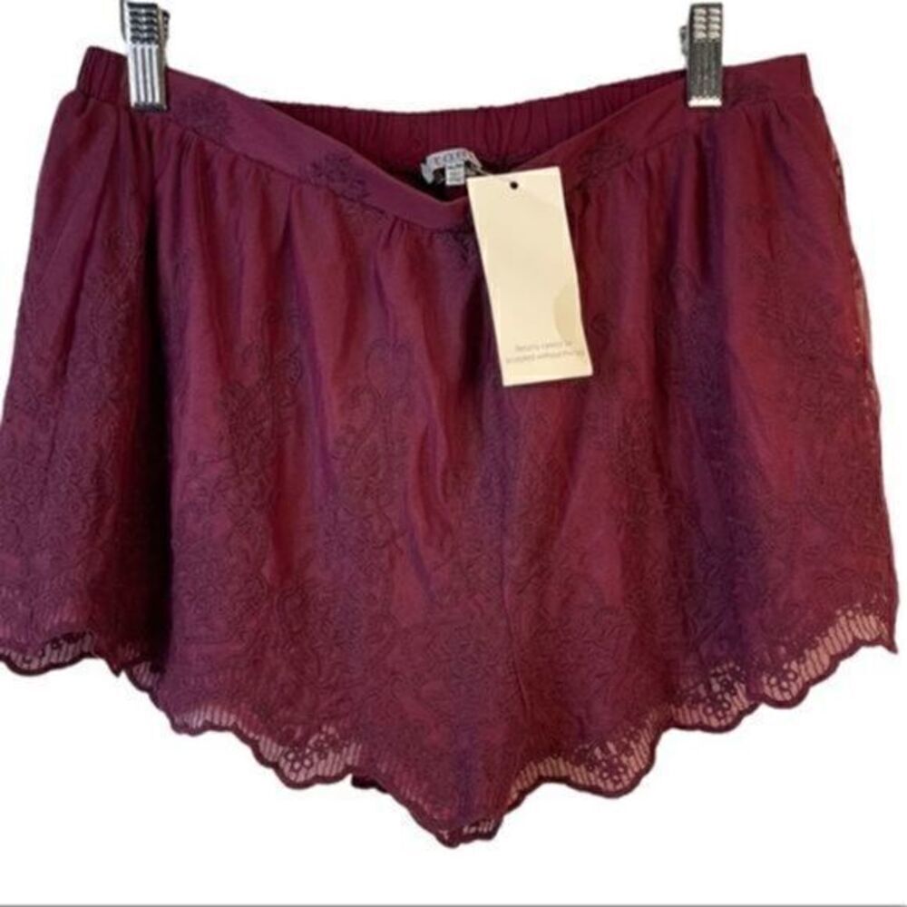 Tobi Red Wine Burgundy Lace Scalloped Edge Shorts Medium NWT
